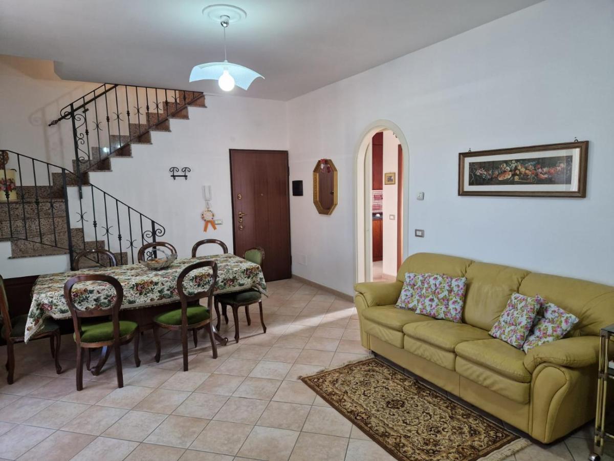 Casa Elsa Apartment Palidoro Bagian luar foto